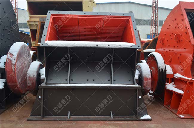 PFW1415Ⅲ反擊式破碎機(jī)